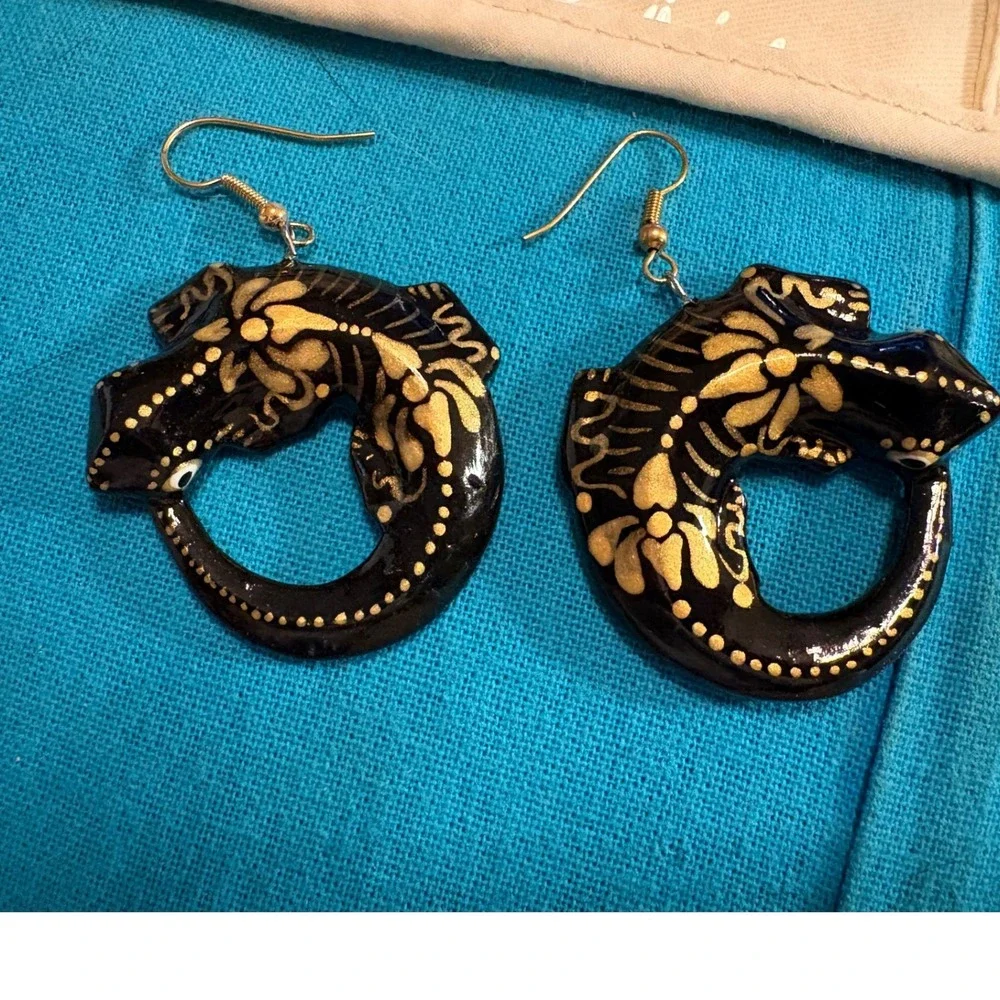 Vintage Hand Painted Lizard Brooch Pin & Earring Set - Folk Art Gecko Jewelry - Picture 4 of 9
